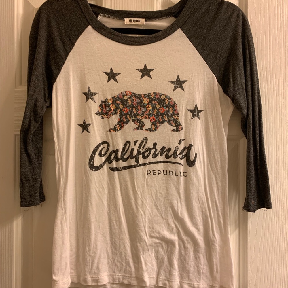 Super soft California tee